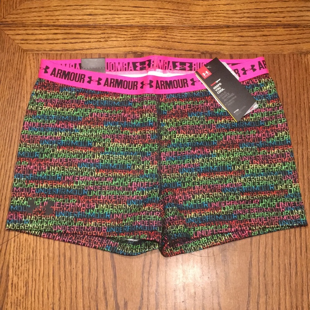 NWT YXL Under Armour Spandex Shorts